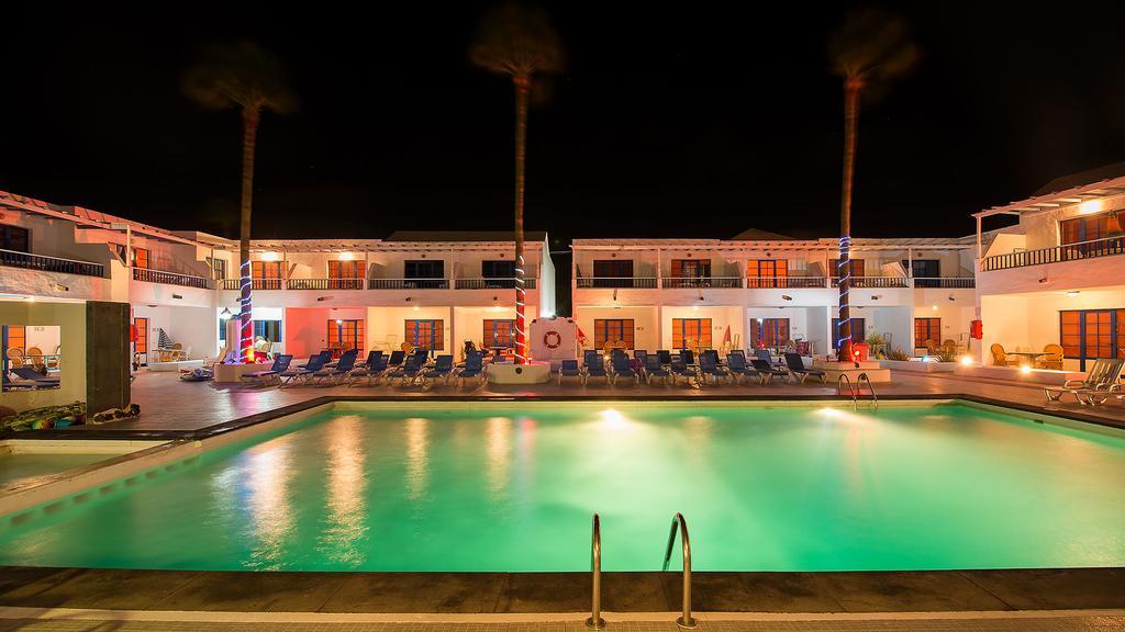 Aparthotel Atlantic View Resort Пуэрто дель Кармен Экстерьер фото